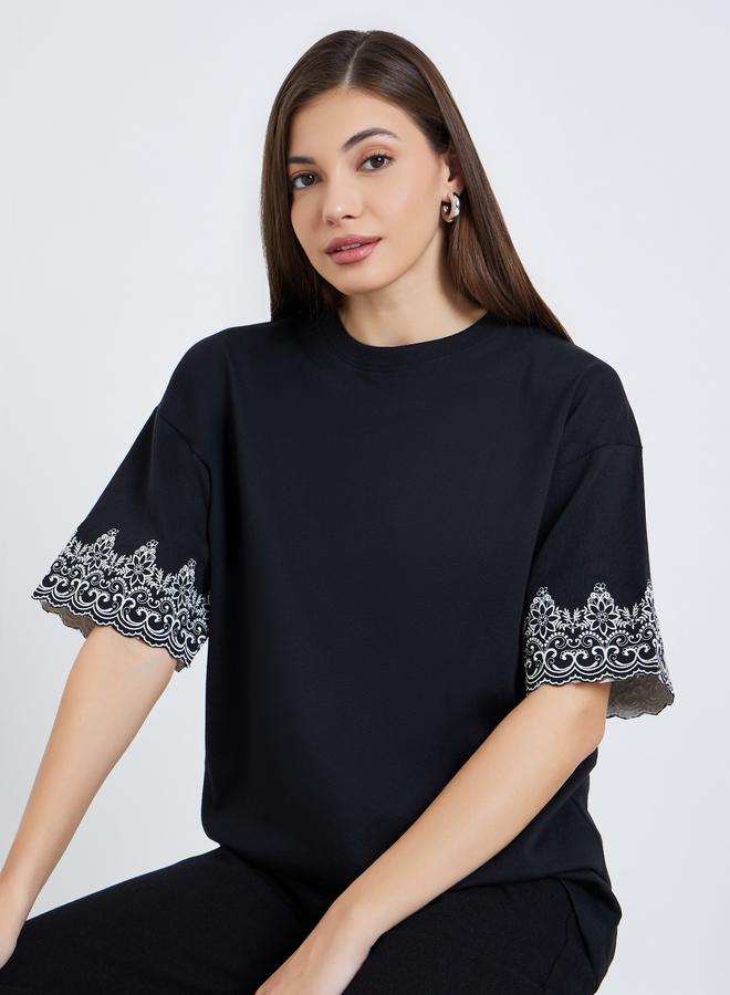 Styli Women Black Embroidered Sleeve Oversized T-Shirt - Image 5